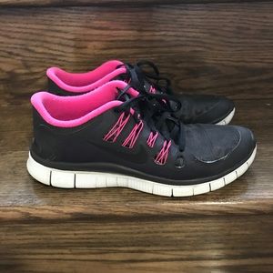 Women's Nike Free 5.0 H2o Repel Shield Pack Shoes